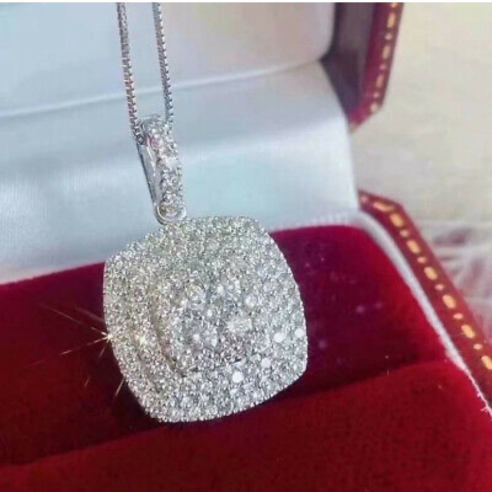 NWT STERLING SILVER PENDANT NECKLACE